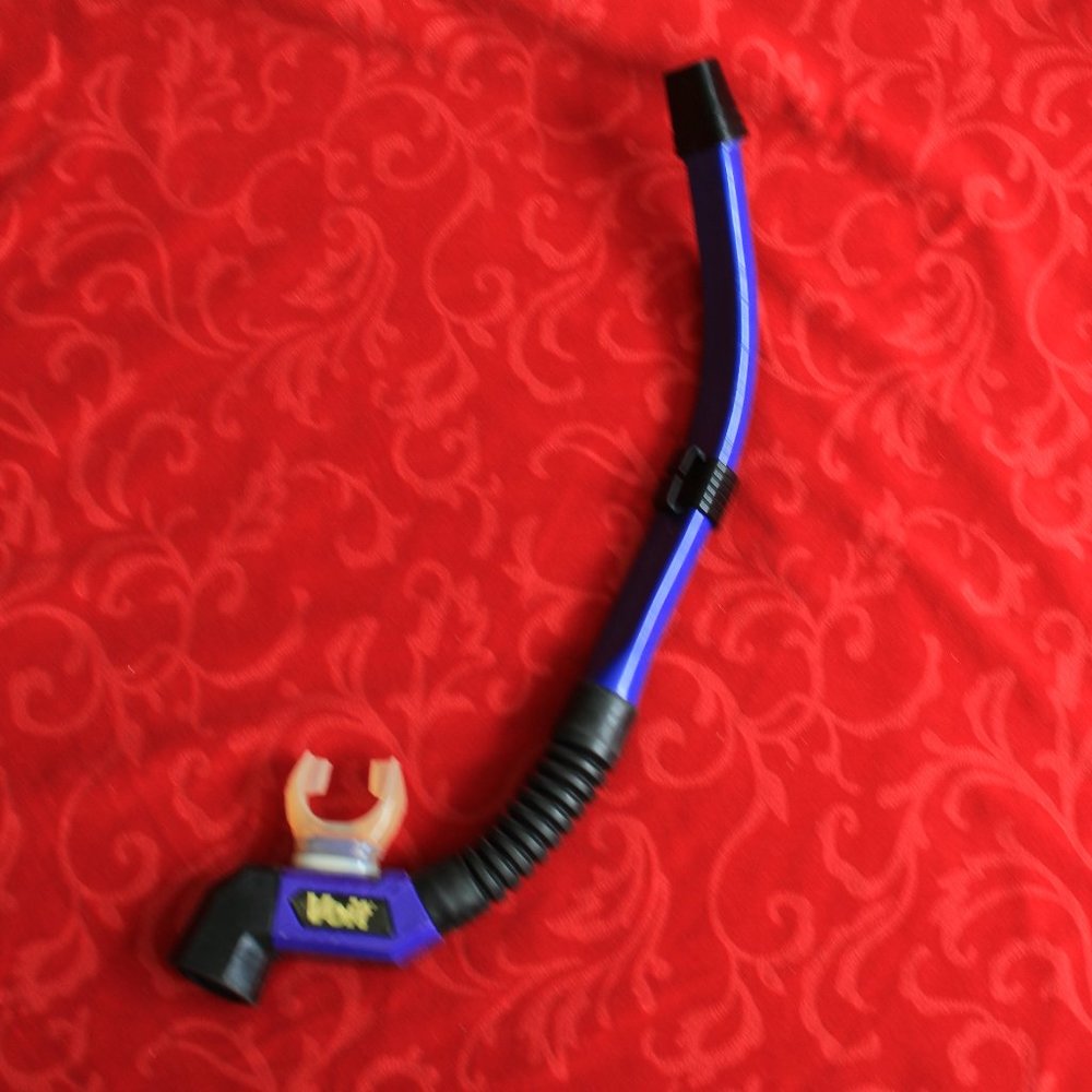 OZONE STERILIZED - VOIT Swim - Adult  Snorkel - Blue - VGUC